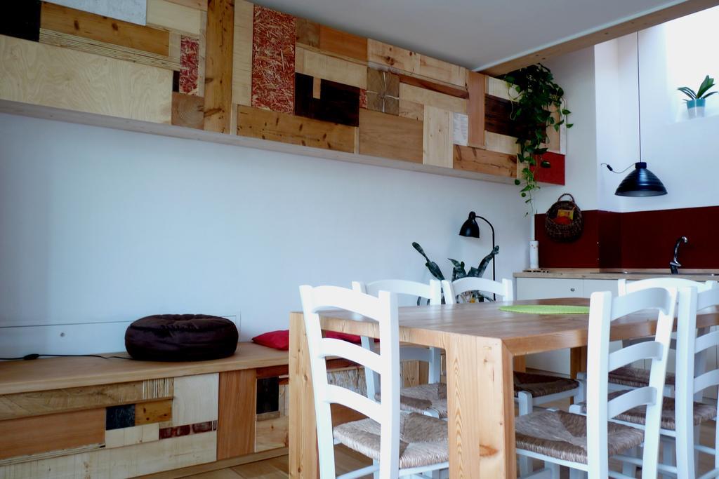 B&B Casa Sul Lago - Appartamenti Кальчераника-аль-Лаго Экстерьер фото