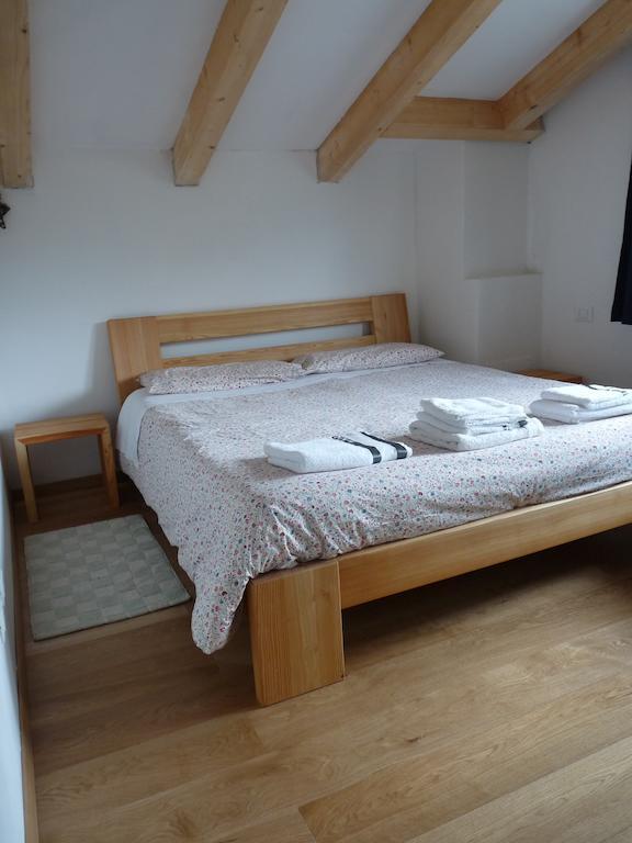 B&B Casa Sul Lago - Appartamenti Кальчераника-аль-Лаго Номер фото